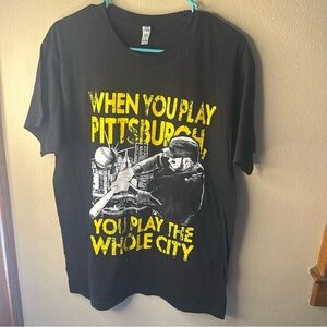 Unisex Size Medium MLB Tshirt Pittsburgh Pirates Baseball